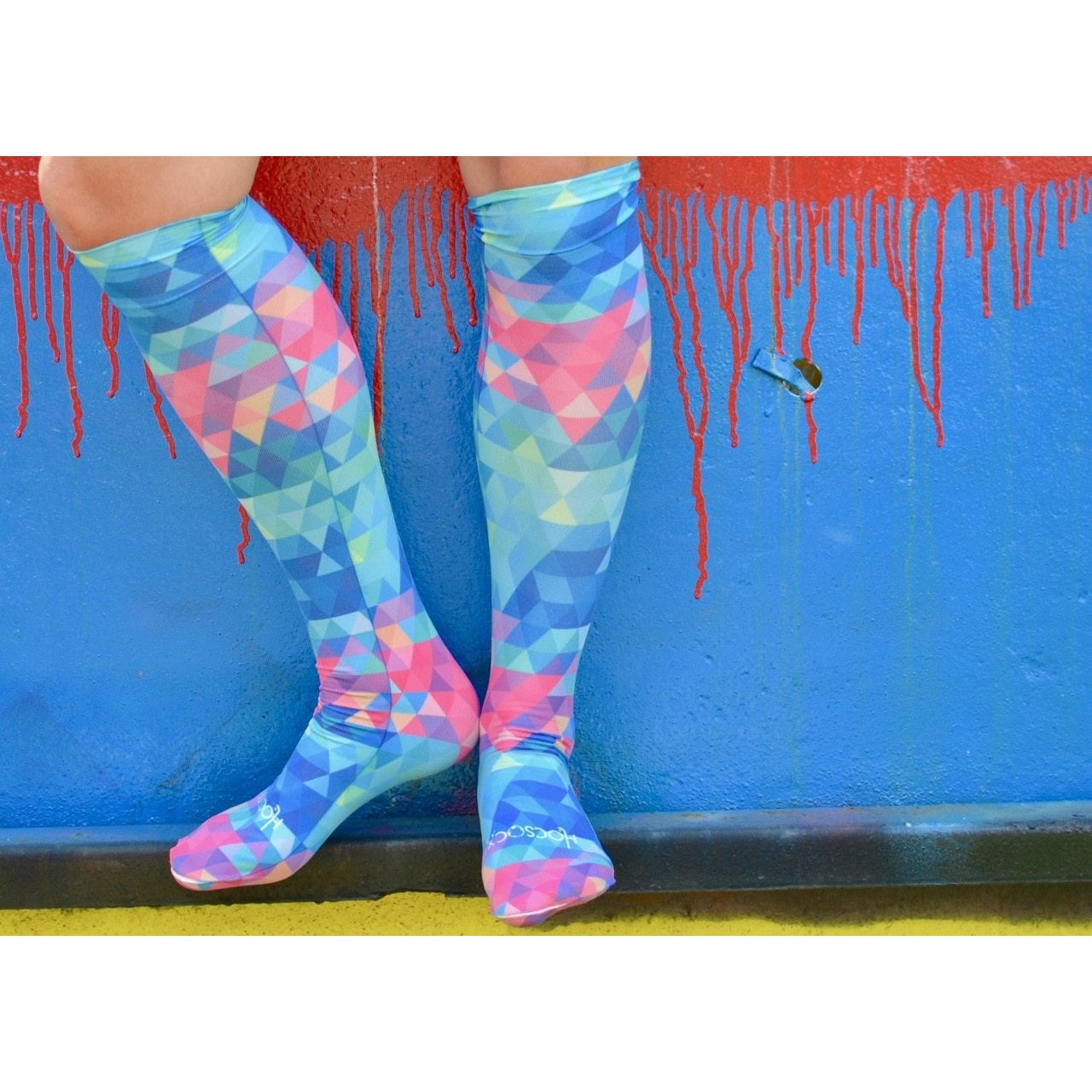 Hocsocx Bright Kaleidoscope Performance Liner Sport Socks